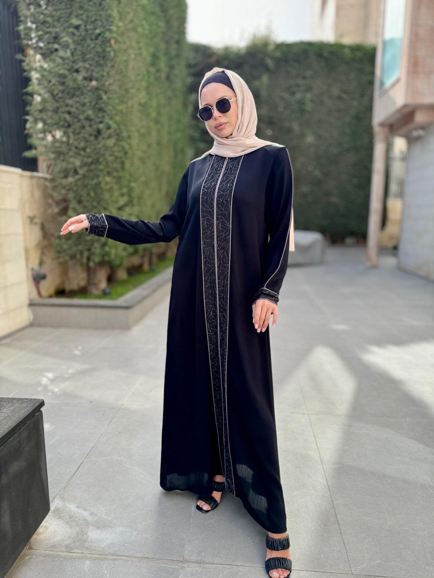 
                  
                    Modern and Elegant Black Abaya
                  
                