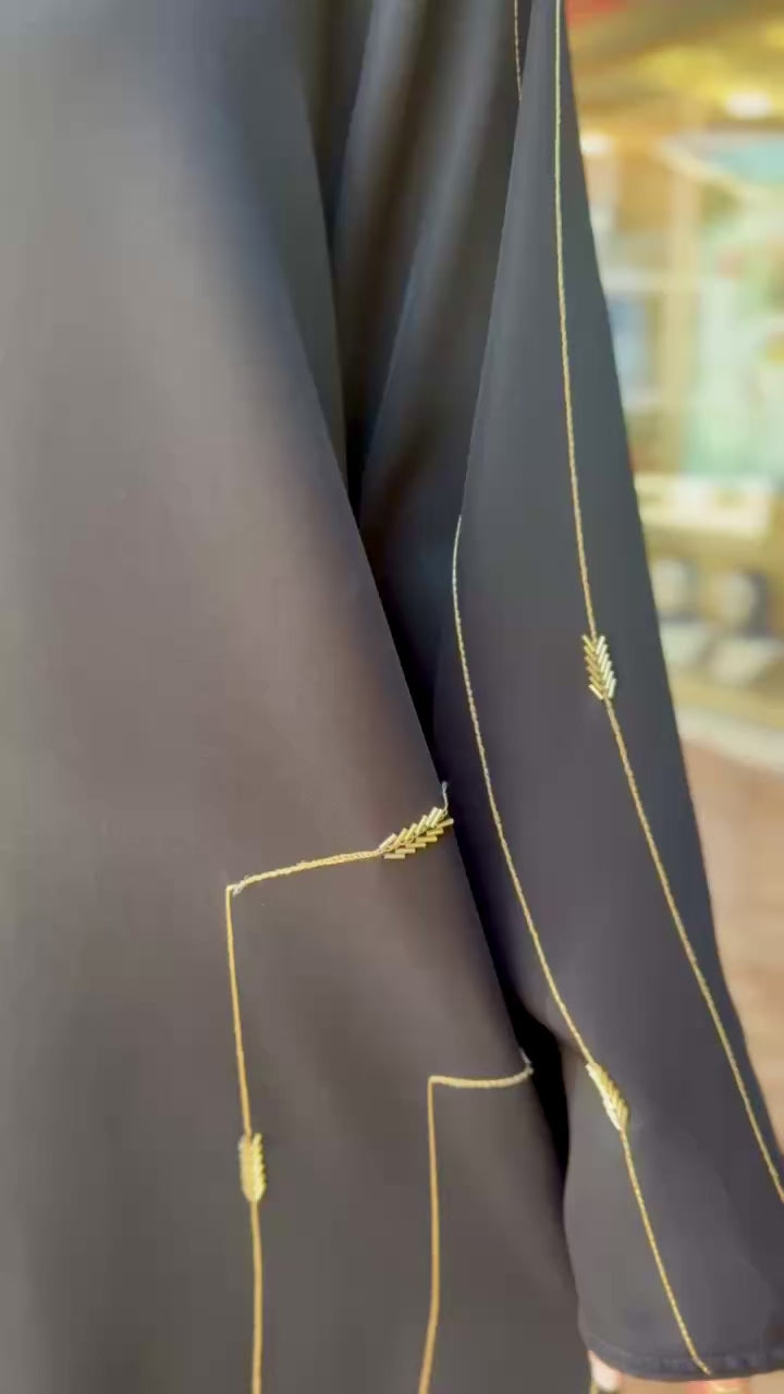 Luxurious Abaya With Elegant Rhinestones