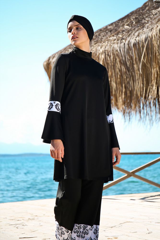 
                  
                    Black Patterned Full Closed Hijab Swimsuit
                  
                