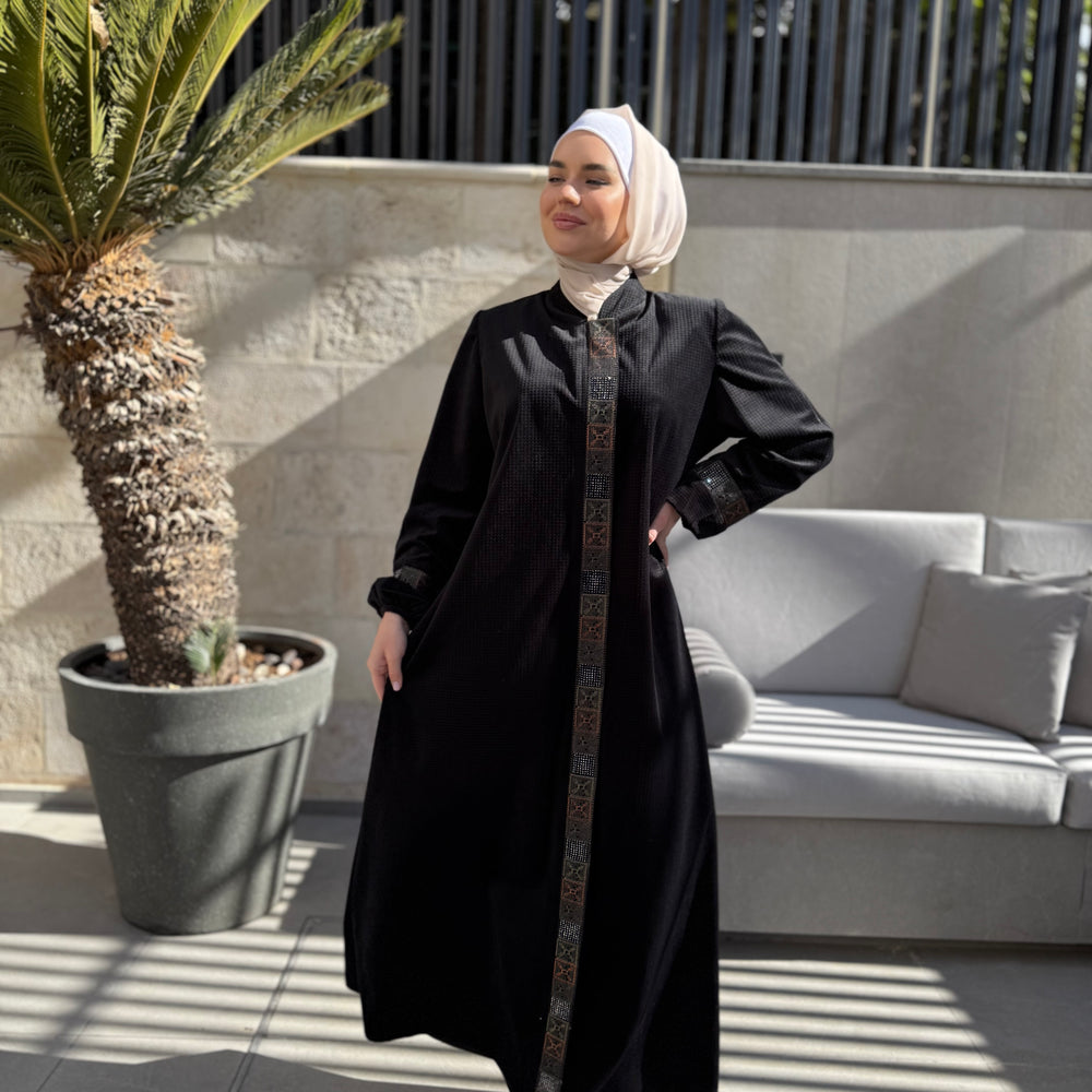 Elegant Winter Abaya With Modern Embroidery