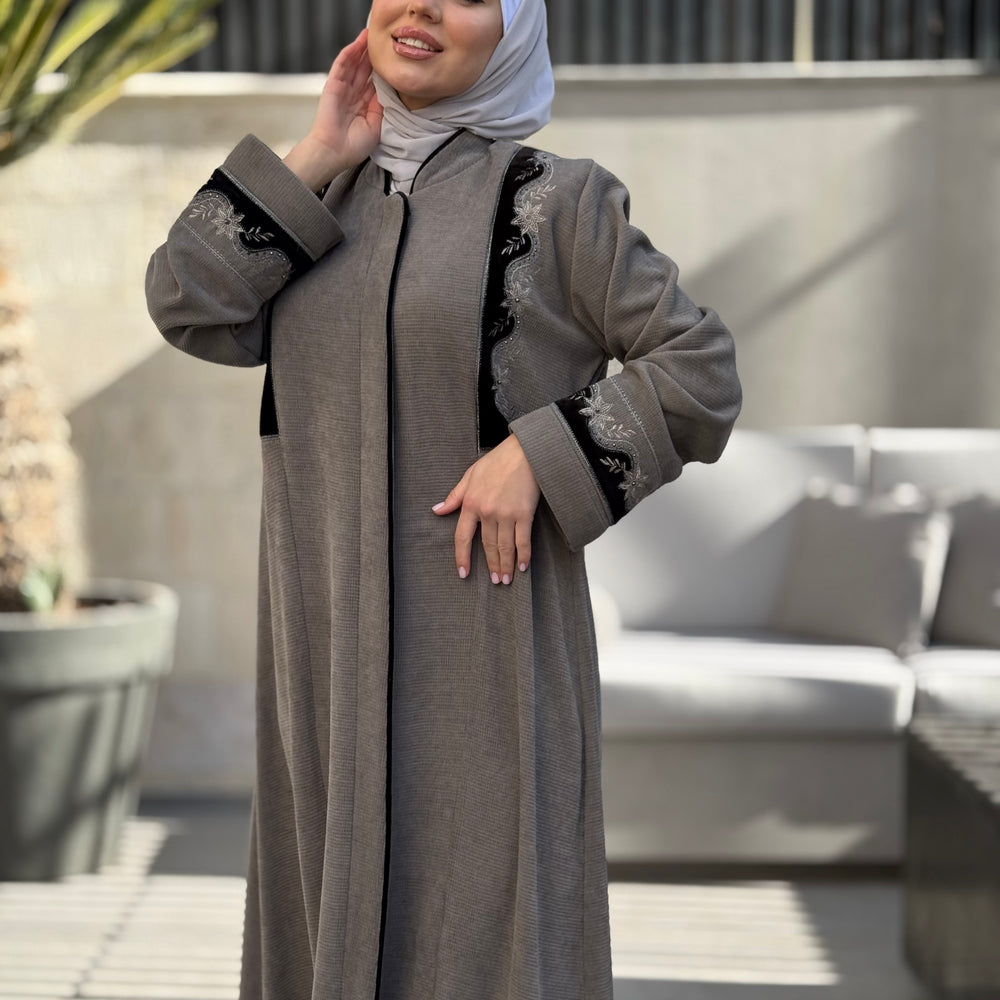 
                      
                        luxurious Woolen Abaya With Embroidery
                      
                    