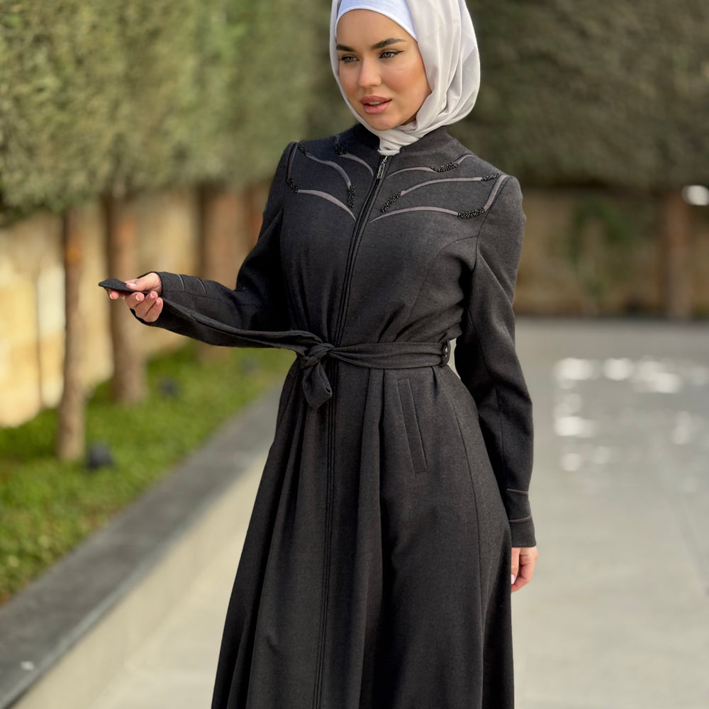 
                      
                        Luxurious Winter Jilbab
                      
                    