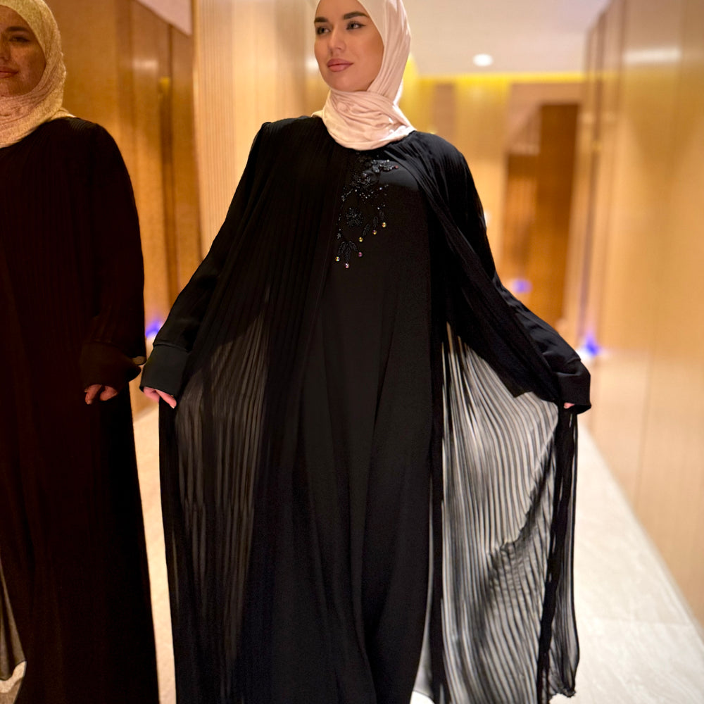 
                      
                        One Layered Elegant Black Abaya
                      
                    