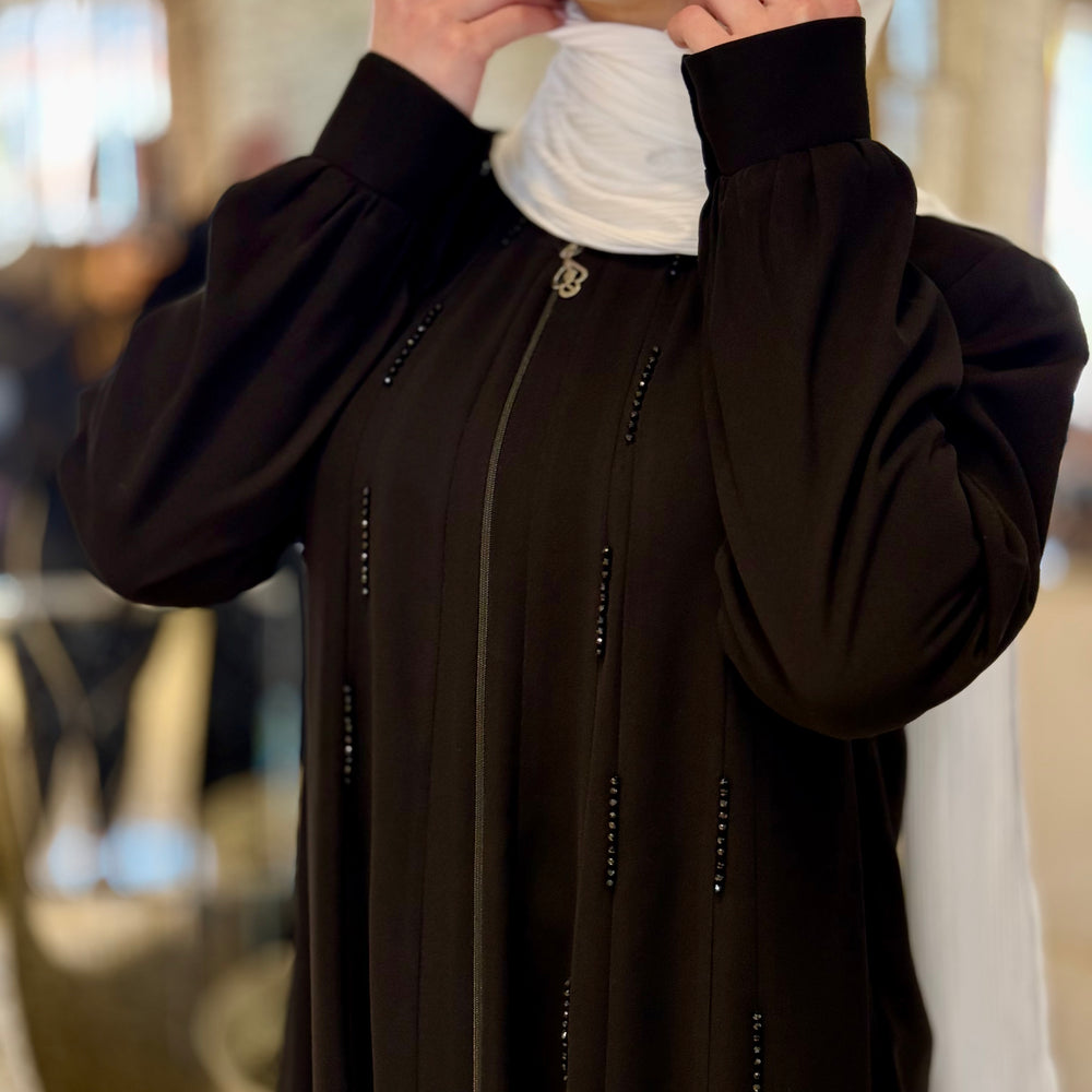 Elegant Black Abaya For Modern Look