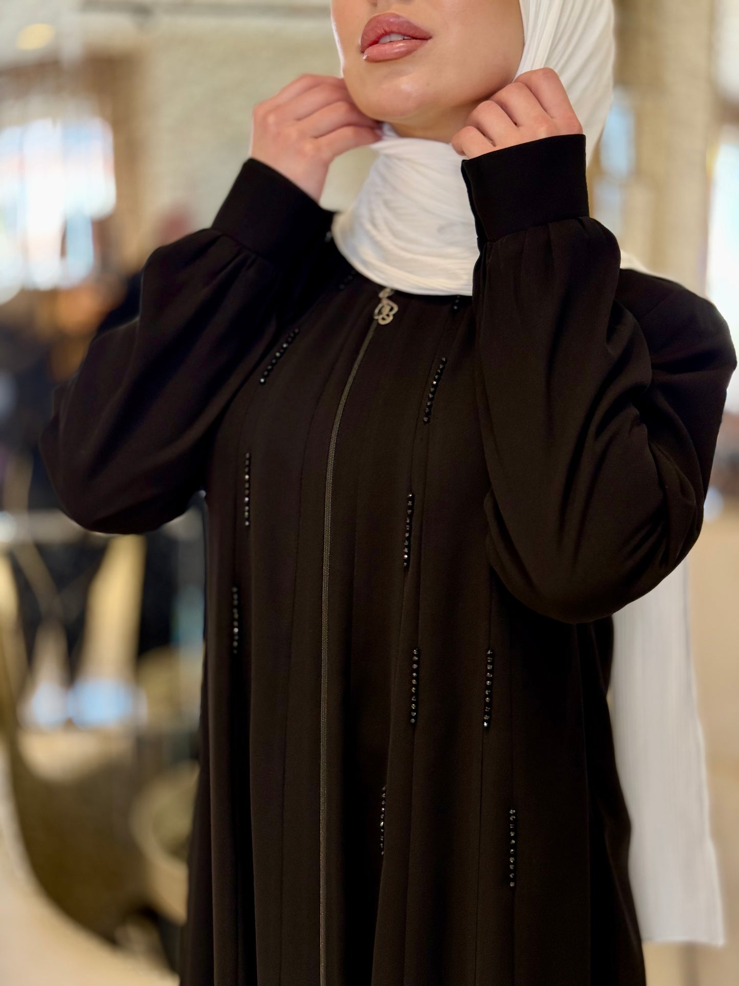 Elegant Black Abaya For Modern Look