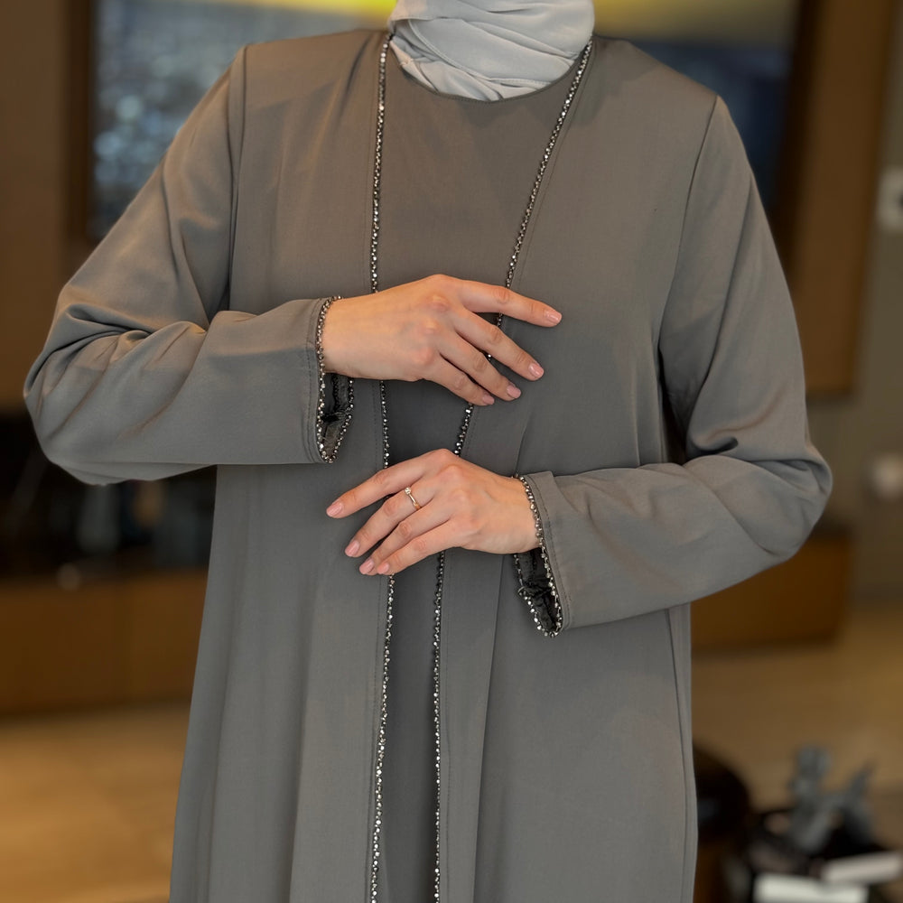 
                      
                        Modern Two-Layered Abaya
                      
                    