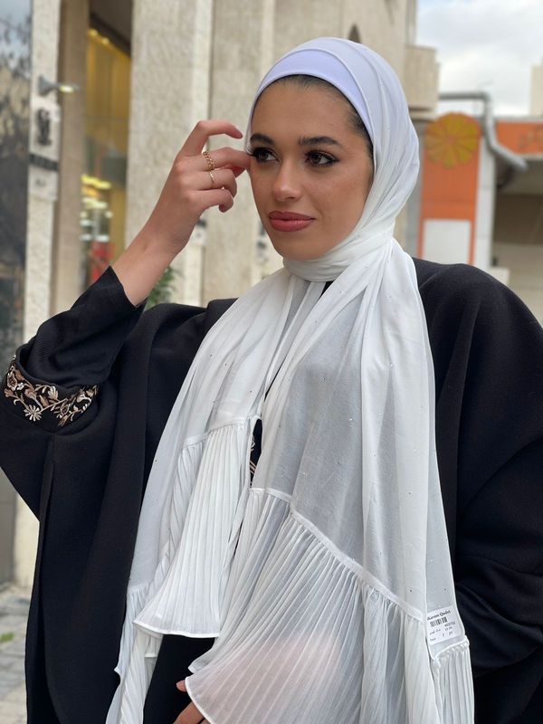 
                  
                    Exquisite Chiffon Scarf from Kuwait
                  
                