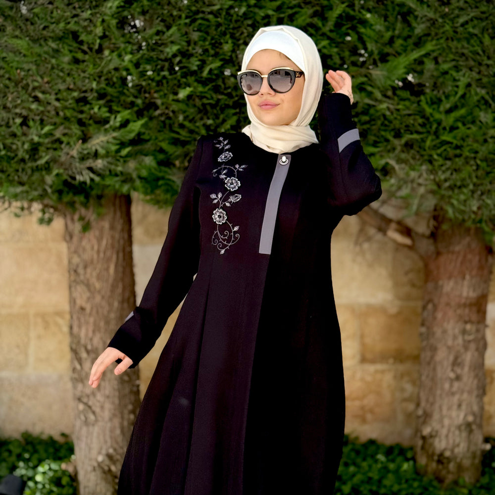 
                      
                        Elegant Summer Jilbab
                      
                    