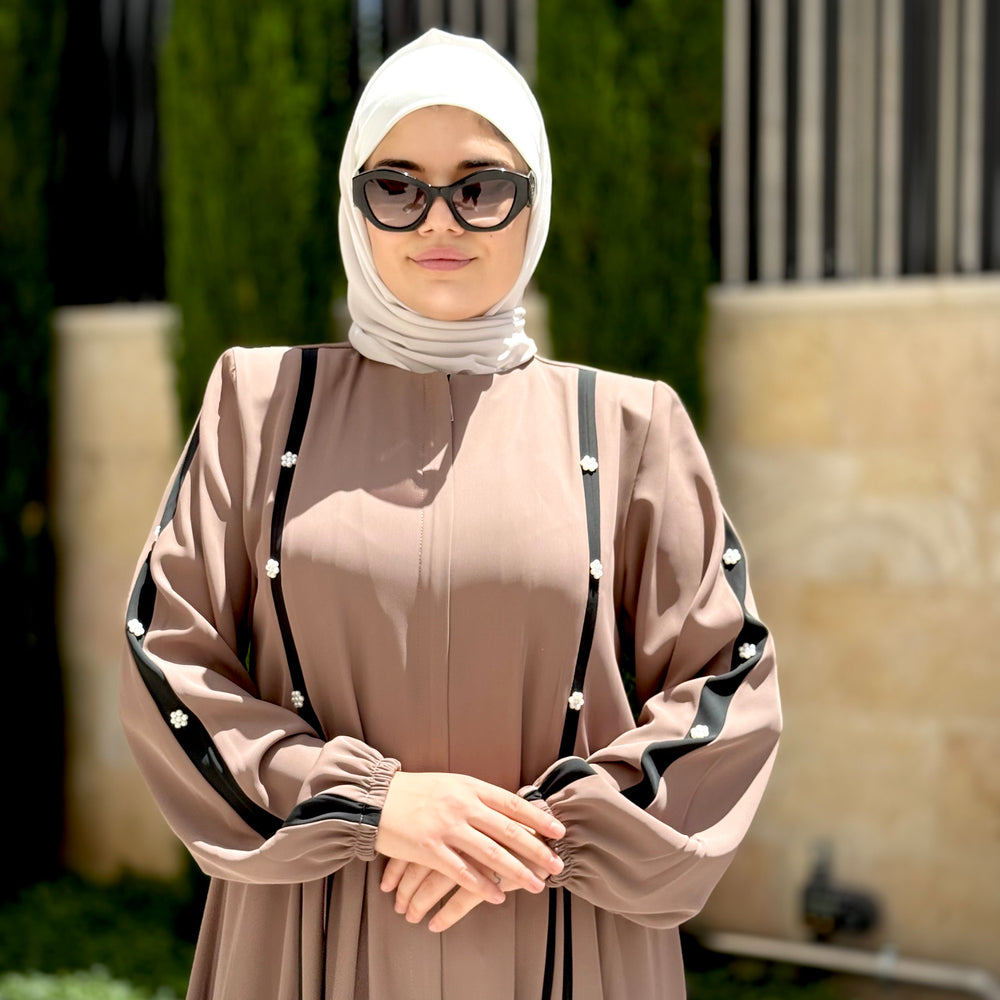 
                      
                        Daily Abaya With Pearl Details
                      
                    