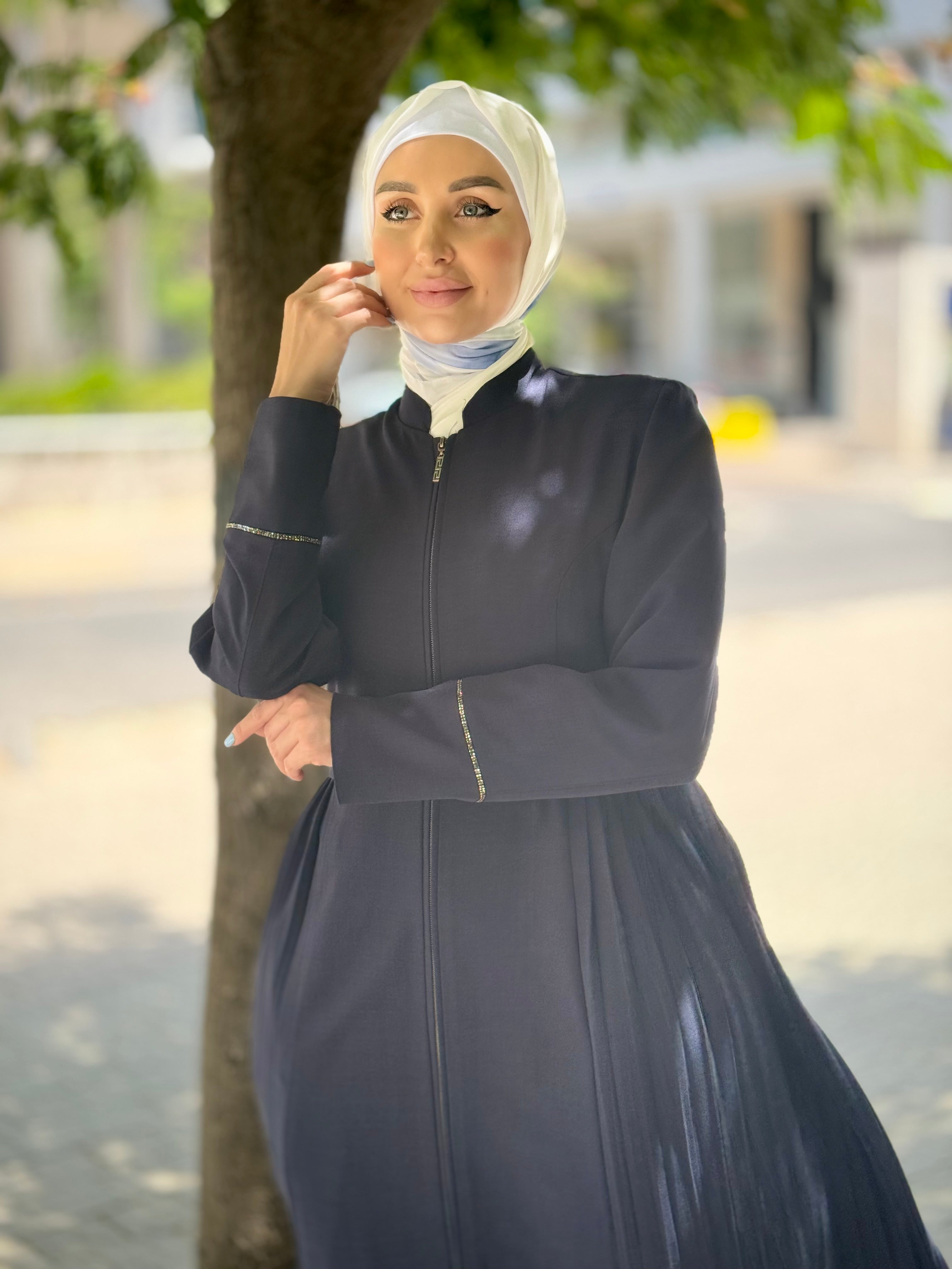 Elegant And Distinctive Jilbab – Al Karam Qadri