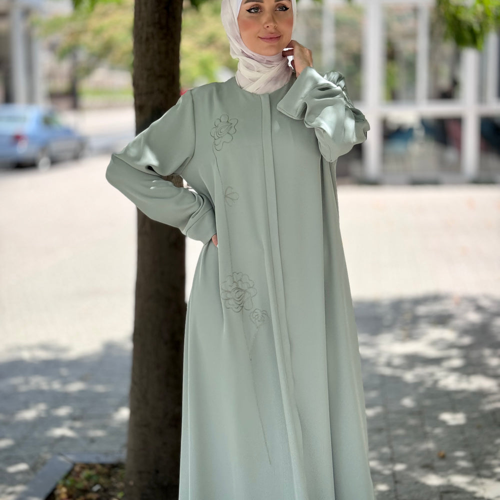 
                      
                        Colorful And Practical Abaya
                      
                    