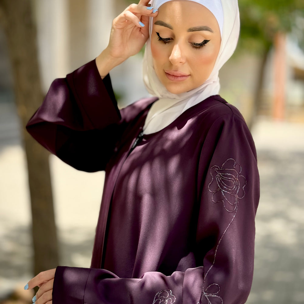 
                      
                        Colorful And Practical Abaya
                      
                    