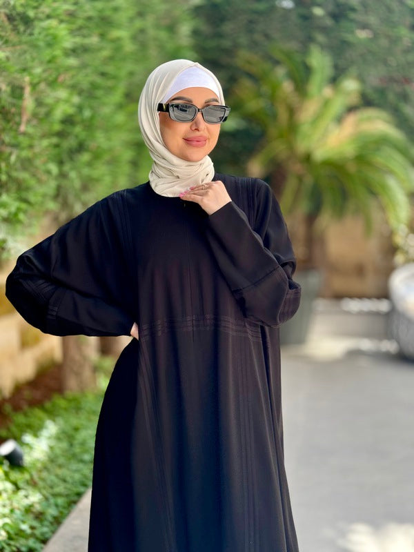
                      
                        Modern and Stylish Abaya
                      
                    