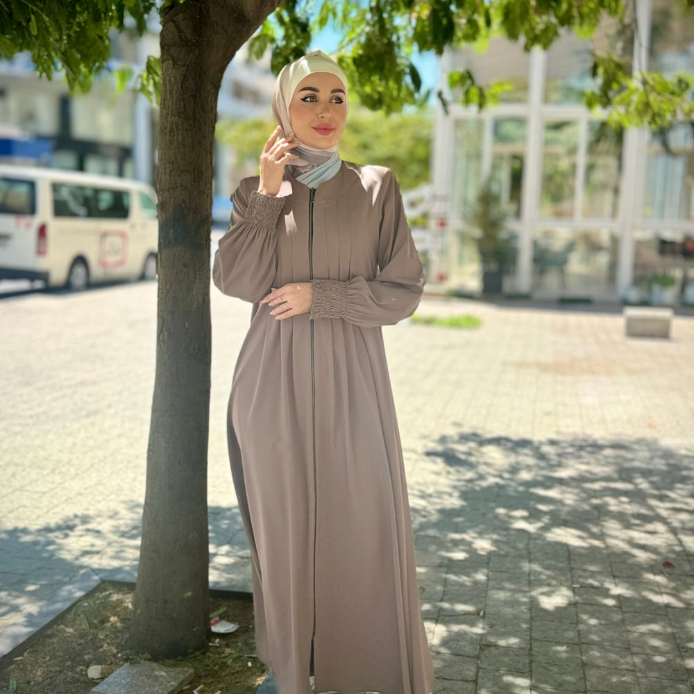 
                      
                        Chic Daily Abaya
                      
                    