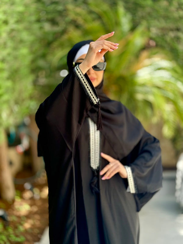 
                      
                        Classy Emirati Embroidered Abaya
                      
                    