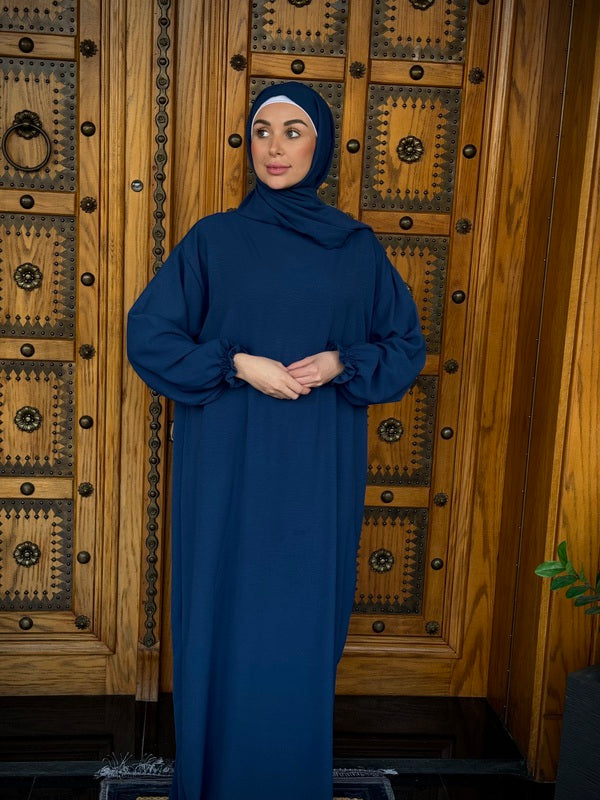 
                  
                    One-Piece Prayer Set with Attached Sleeves and Scarf
                  
                