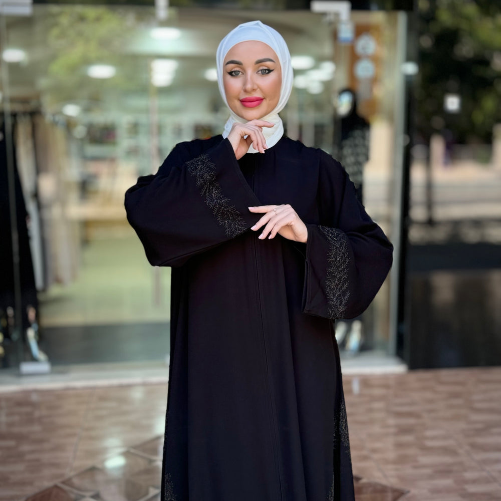 
                      
                        Stylish And Modern Gulf Abaya
                      
                    