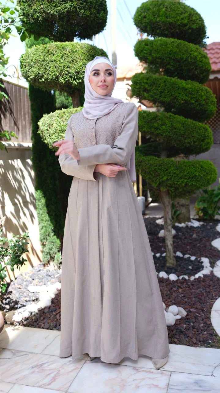 
                  
                    Stylish and Practical Jilbab
                  
                