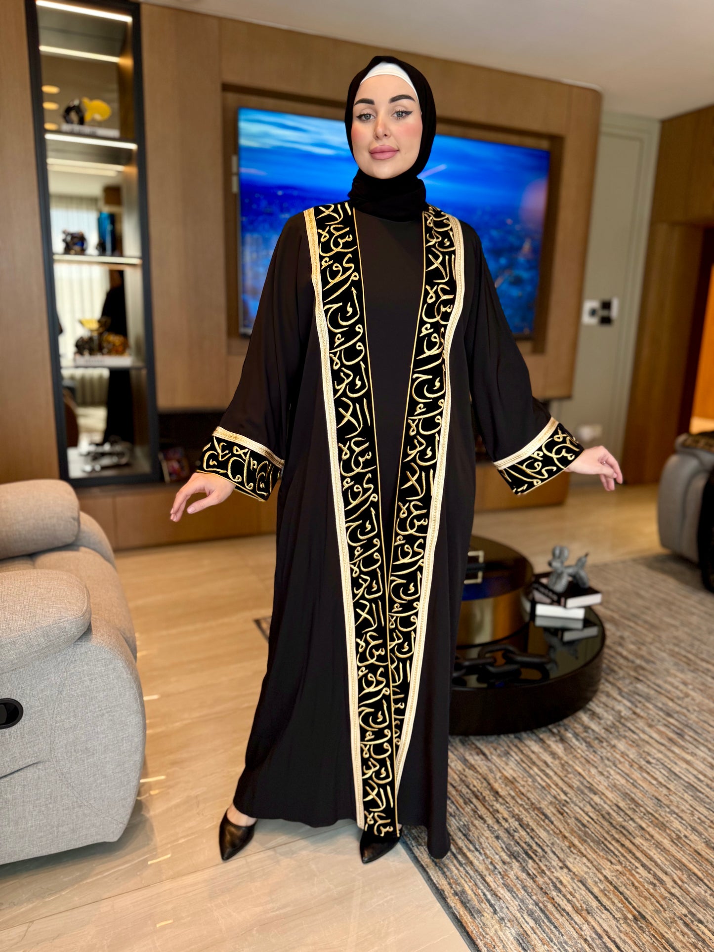 Gorgeous Open Abaya