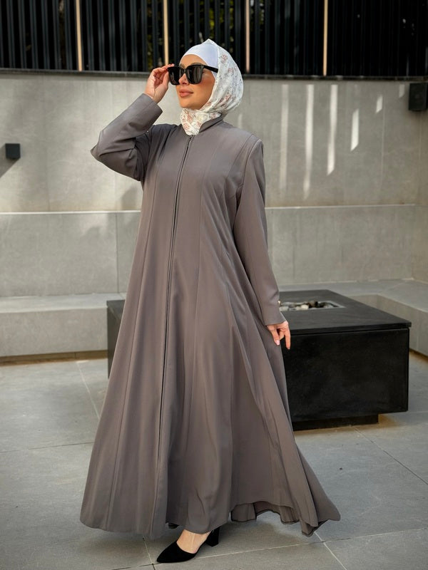 
                  
                    Elegant Nude Jilbab
                  
                