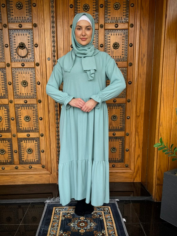 
                  
                    Elegant One-Piece Prayer Set with Attached Sleeves and Scarf
                  
                