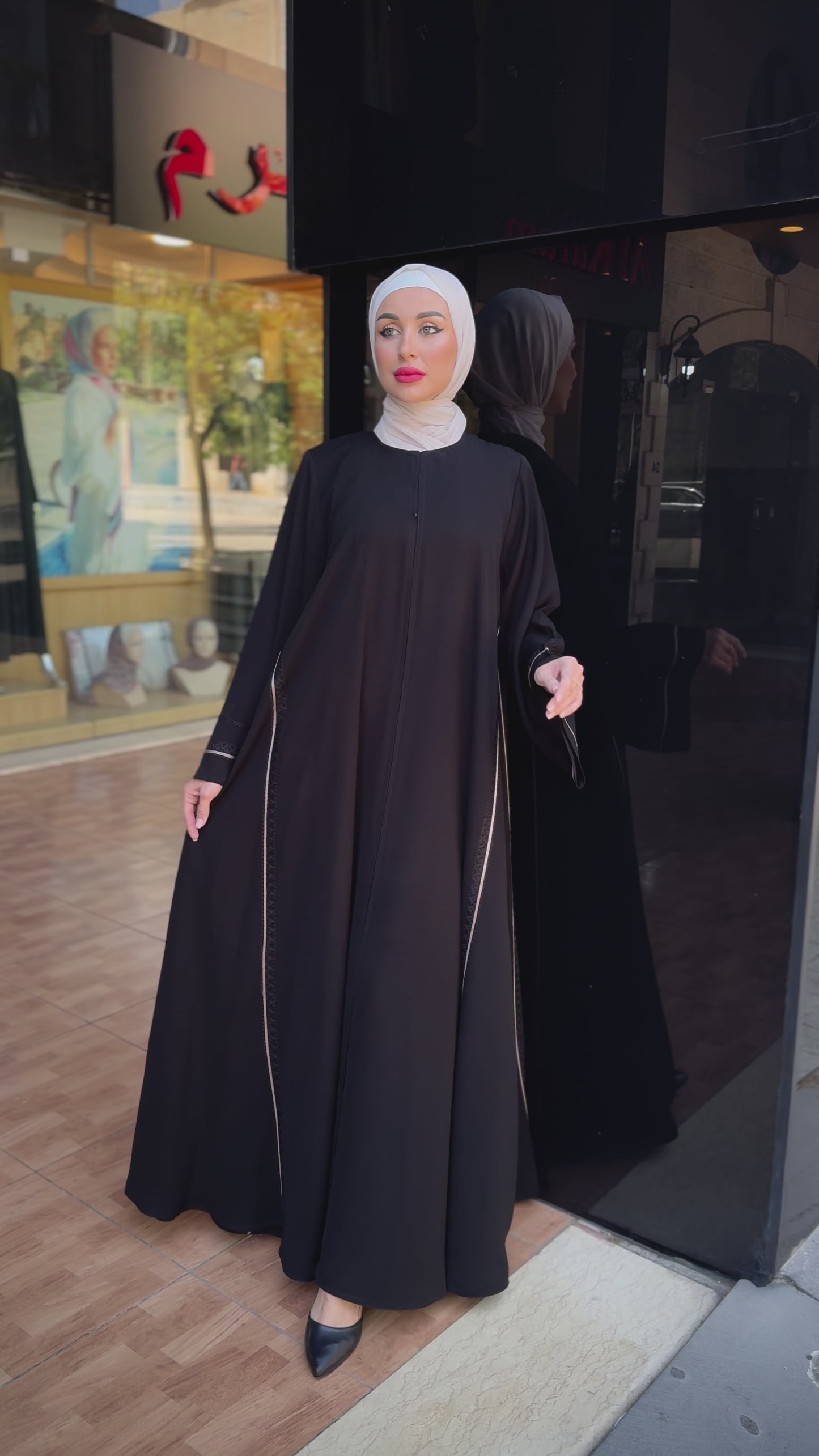 Embroidered Kuwaiti Abaya