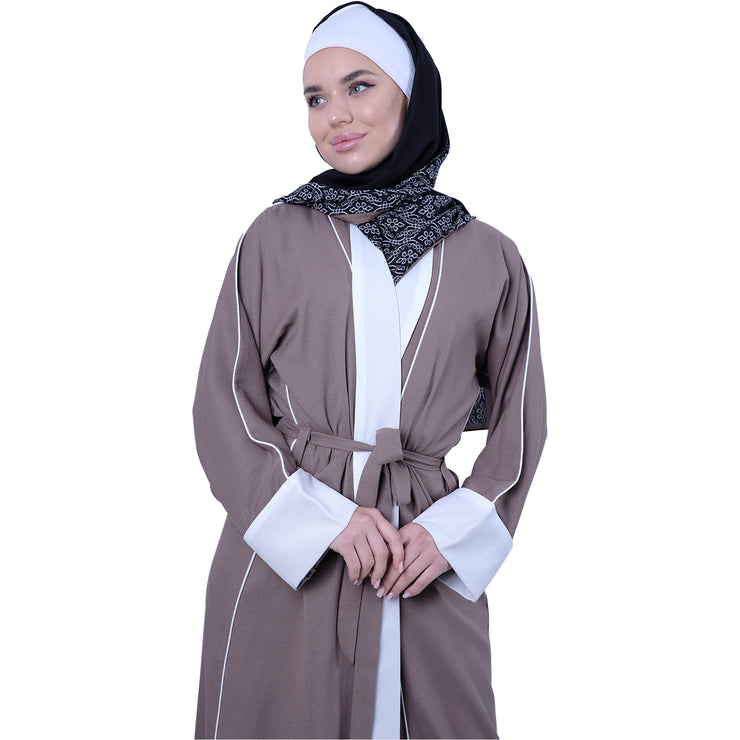 عباية ملونة أنيقة